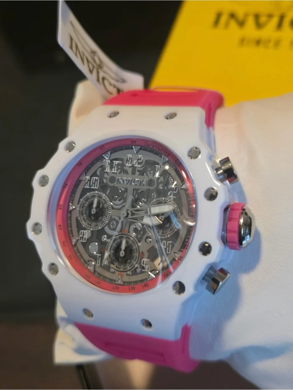 Invicta sporty chronograph